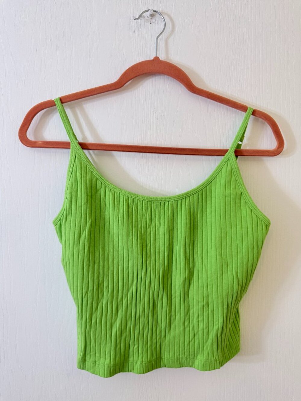 🌷 2/15 Old Navy Lime Green Ribbed Cropped Cami Tank Top Size L